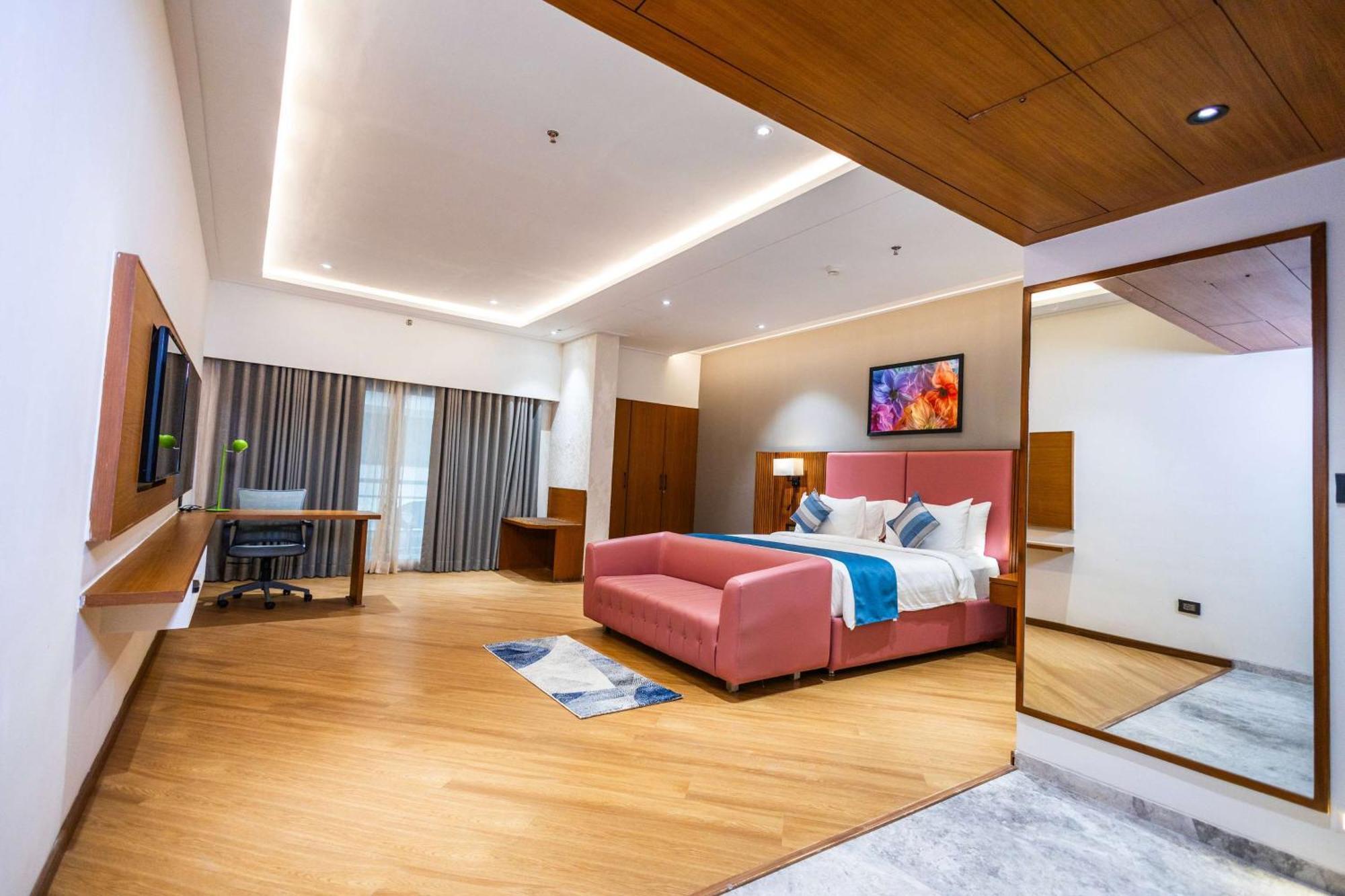 Ramada Encore By Wyndham Viramgam Ngoại thất bức ảnh