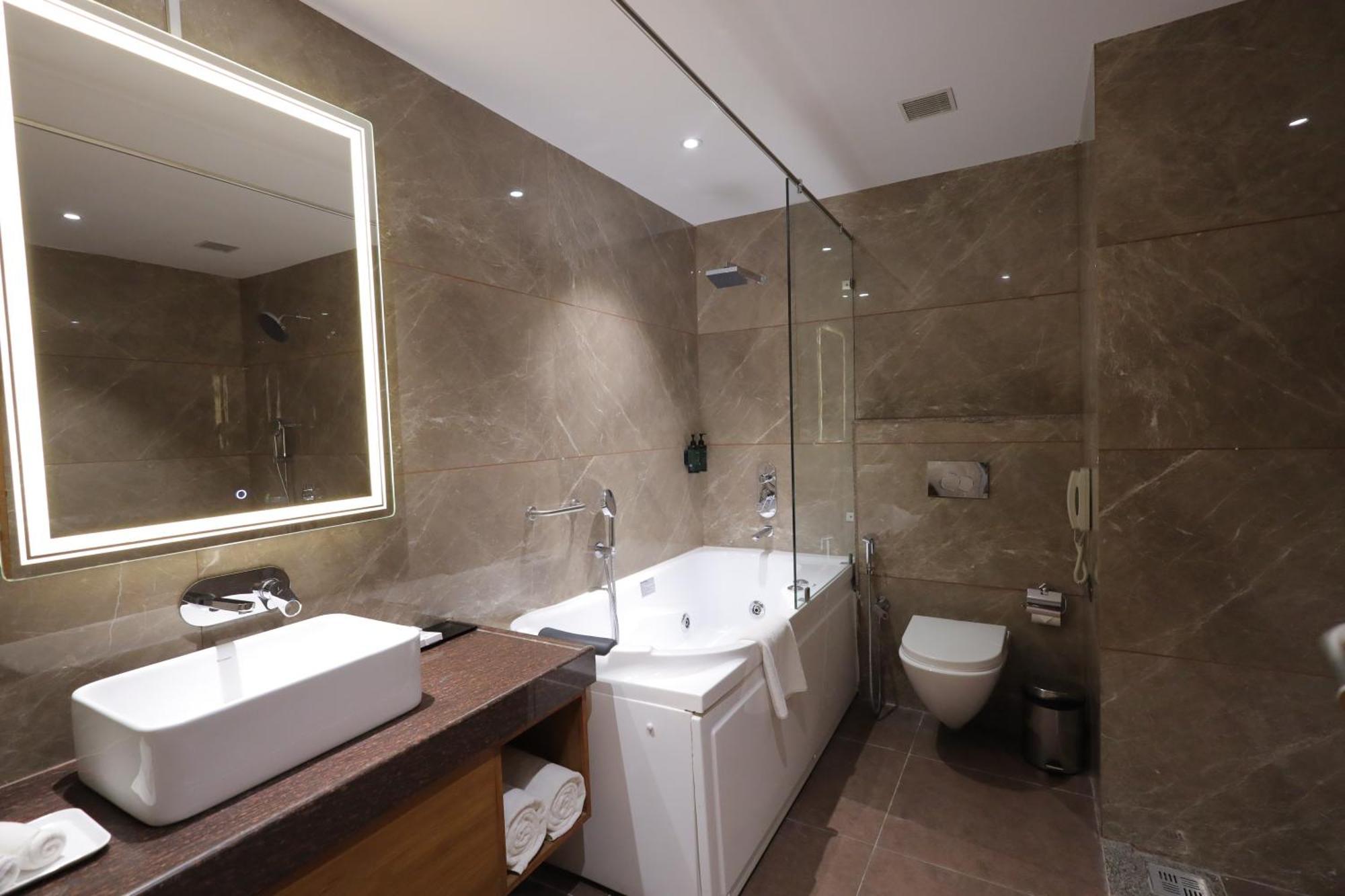Ramada Encore By Wyndham Viramgam Ngoại thất bức ảnh
