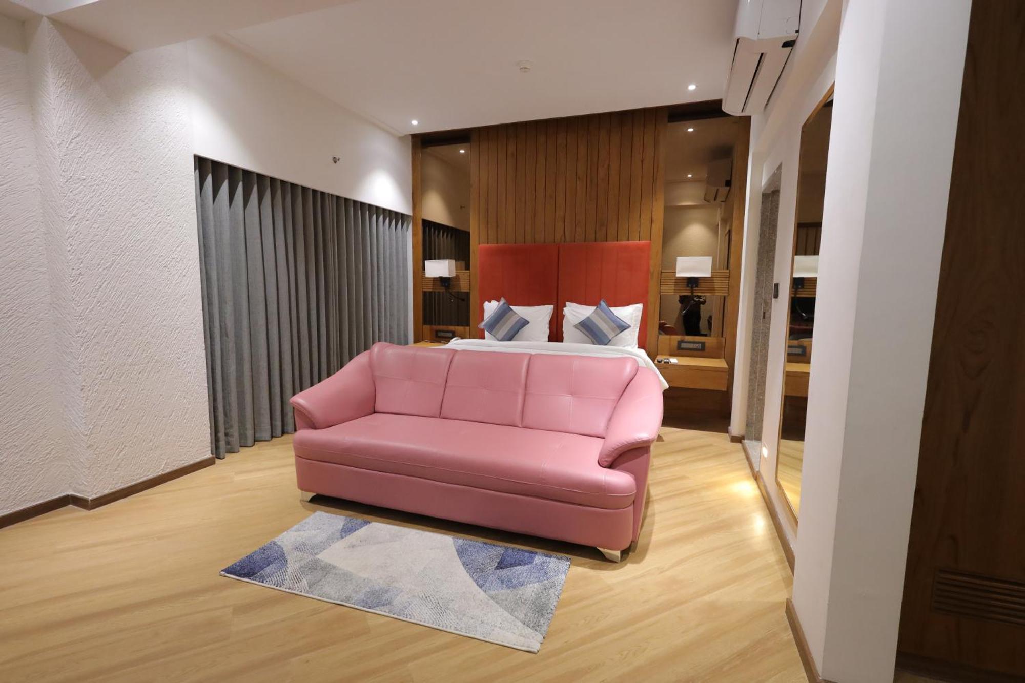 Ramada Encore By Wyndham Viramgam Ngoại thất bức ảnh