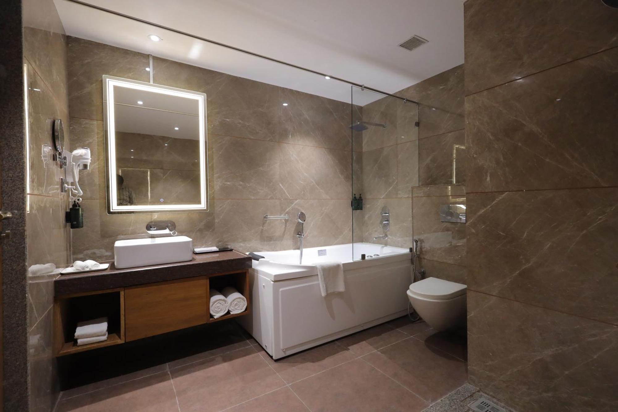 Ramada Encore By Wyndham Viramgam Ngoại thất bức ảnh